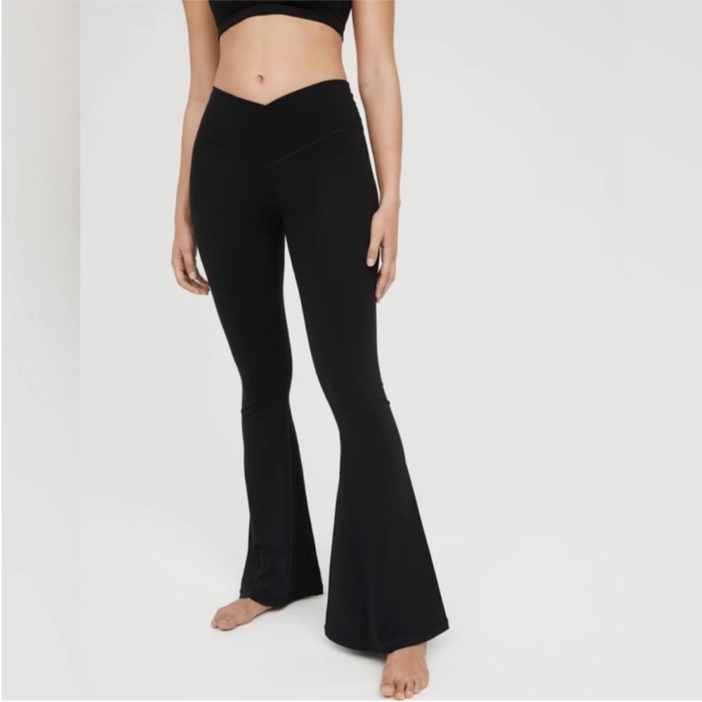 Aerie Offline Real Me Crossover Flare Leggings